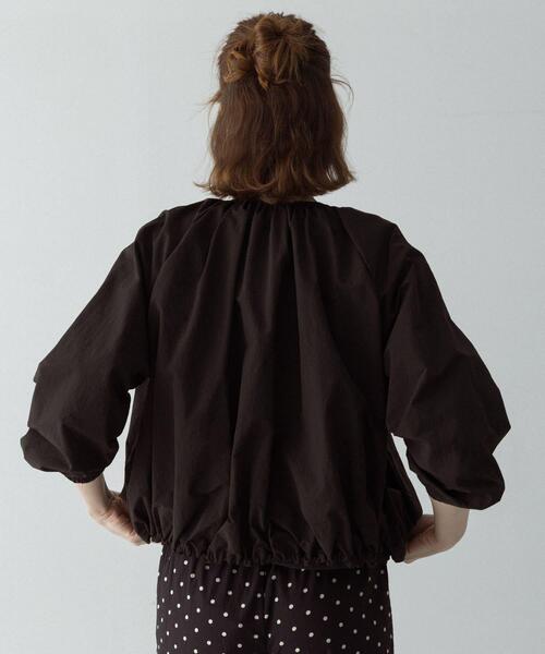URBAN RESEARCH Sonny Label（アーバンリサーチサニーレーベル）の「『UR TECH』バルーンショートブルゾン（ブルゾン・レディース・ブラック/アイボリー/ベージュ・FREE）」の6枚目の写真