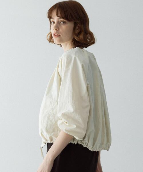 URBAN RESEARCH Sonny Label（アーバンリサーチサニーレーベル）の「『UR TECH』バルーンショートブルゾン（ブルゾン・レディース・ブラック/アイボリー/ベージュ・FREE）」の17枚目の写真