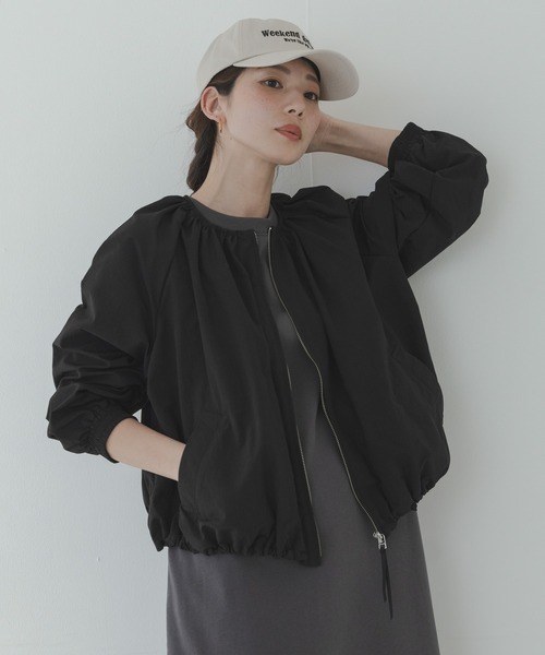 URBAN RESEARCH Sonny Label（アーバンリサーチサニーレーベル）の「『UR TECH』バルーンショートブルゾン（ブルゾン・レディース・ブラック/アイボリー/ベージュ・FREE）」の7枚目の写真