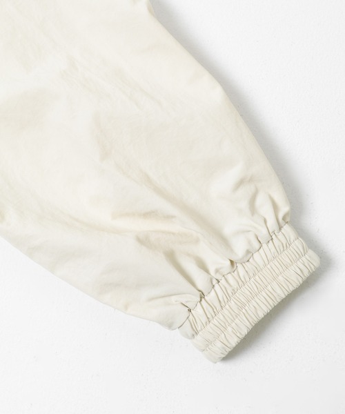 URBAN RESEARCH Sonny Label（アーバンリサーチサニーレーベル）の「『UR TECH』バルーンショートブルゾン（ブルゾン・レディース・ブラック/アイボリー/ベージュ・FREE）」の5枚目の写真