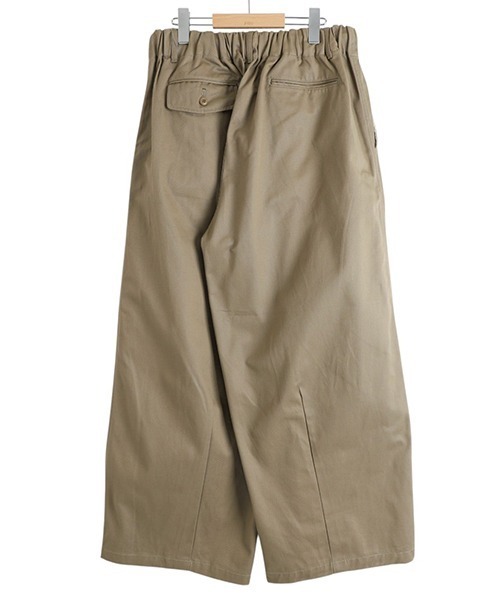 is-ness（イズネス）の「is-ness / イズネス：BALLOON EZ PANTS：28PT01T01-2-25AW[NOA]（デニムパンツ・メンズ・ブラック/ベージュ・M/L）」の3枚目の写真