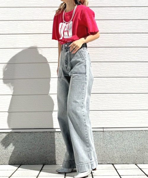 Q（キュー）の「Qgirlワイドブラックデニム（デニムパンツ・レディース・グレー・LARGE/MEDIUM/SMALL）」の18枚目の写真