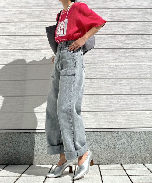 Q（キュー）の「Qgirlワイドブラックデニム（デニムパンツ・レディース・グレー・LARGE/MEDIUM/SMALL）」の19枚目の写真