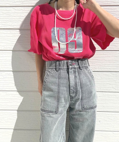 Q（キュー）の「Qgirlワイドブラックデニム（デニムパンツ・レディース・グレー・LARGE/MEDIUM/SMALL）」の13枚目の写真