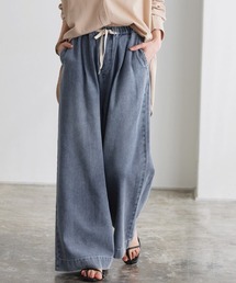 Pierrot（ピエロ）の「ライトデニムイージーパンツ（デニムパンツ）」