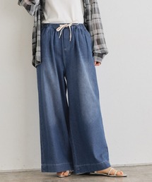 Pierrot（ピエロ）の「ライトデニムイージーパンツ（デニムパンツ）」