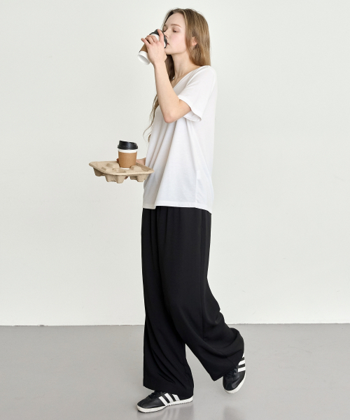 BASIC HOUSE（ベーシックハウス）の「レディース 通気性バンディングワイドパンツ ブラック（スウェットパンツ・レディース・ブラック・SMALL/MEDIUM/LARGE）」の7枚目の写真
