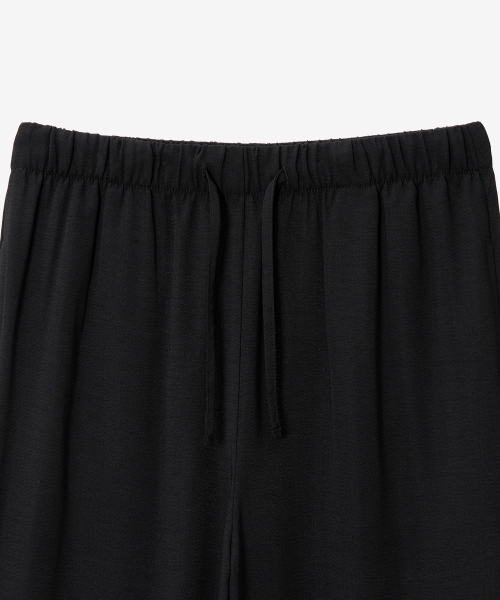BASIC HOUSE（ベーシックハウス）の「レディース 通気性バンディングワイドパンツ ブラック（スウェットパンツ・レディース・ブラック・SMALL/MEDIUM/LARGE）」の16枚目の写真