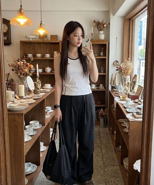 BASIC HOUSE（ベーシックハウス）の「レディース 通気性バンディングワイドパンツ ブラック（スウェットパンツ・レディース・ブラック・SMALL/MEDIUM/LARGE）」の19枚目の写真