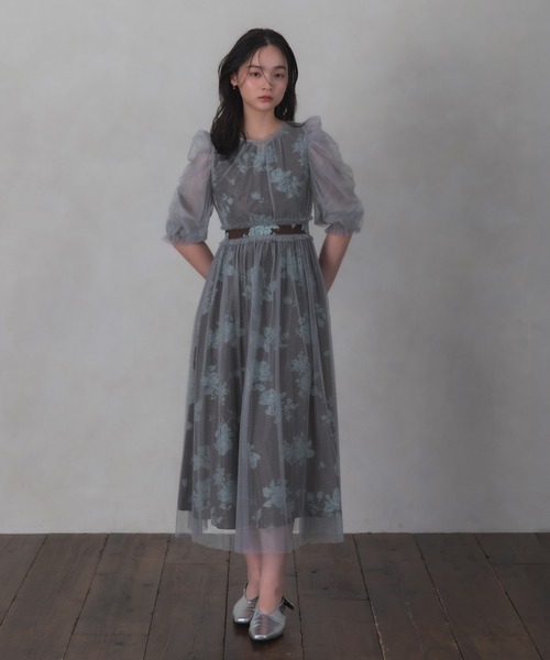 Rose of Sharon(ローズオブシャロン)の「シアーレイヤードパフ袖花柄ドレス(ドレス・レディース・ブラック/ブルー/ベージュ・M)」の9枚目の写真