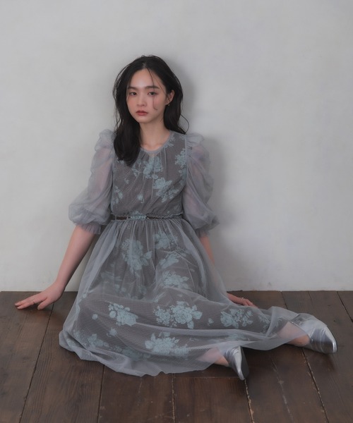 Rose of Sharon(ローズオブシャロン)の「シアーレイヤードパフ袖花柄ドレス(ドレス・レディース・ブラック/ブルー/ベージュ・M)」の11枚目の写真