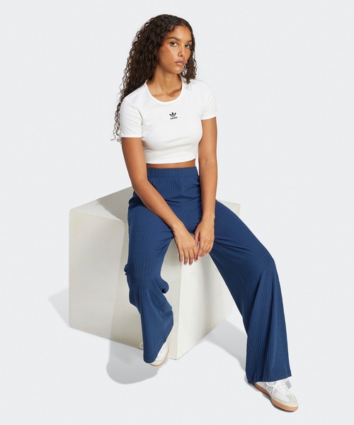 adidas(アディダス)の「adidas/アディダス ORI ESS RIB TEE クロップド丈 スリムフィット トレフォイルロゴ リブニットトップス 秋 秋服 2026年秋冬(Tシャツ/カットソー・レディース・ホワイト/ブラック・S/M/L/XS)」の12枚目の写真