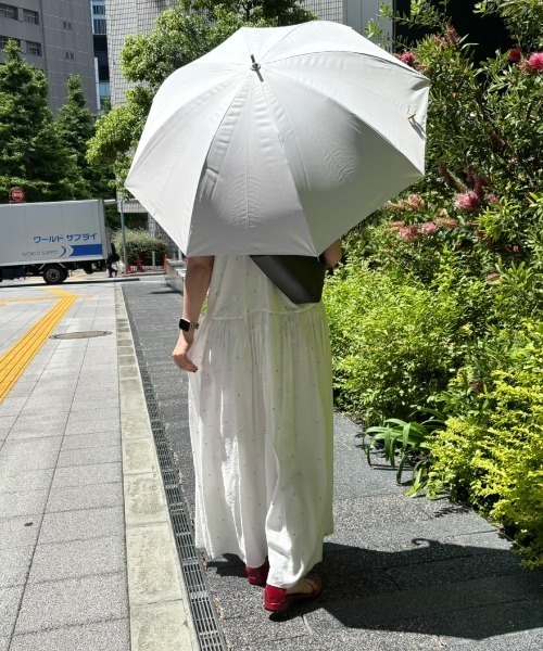 A part by（アパートバイ）の「【晴雨兼用】バンブーハンドルシャコウガサ（長傘・レディース・アイボリー/ブルー系その他2・FREE）」の18枚目の写真