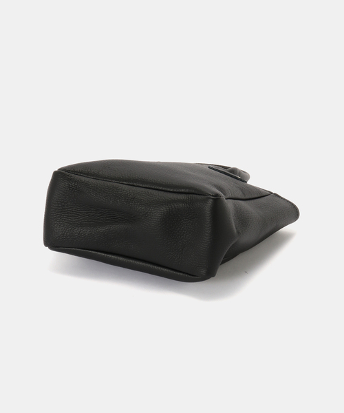 OUTDOOR PRODUCTS（アウトドアプロダクツ）の「Y&O EMBOSSED LEATHER TOTE S（クラッチバッグ・レディース・ピンク/ブラック・FREE）」の5枚目の写真
