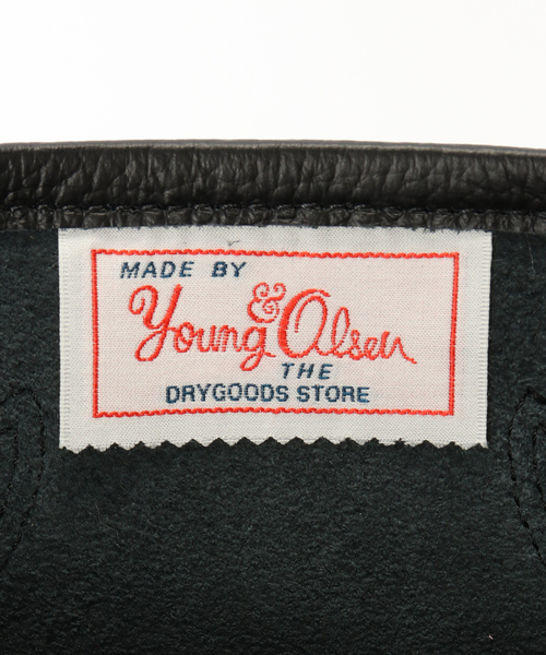 OUTDOOR PRODUCTS（アウトドアプロダクツ）の「Y&O EMBOSSED LEATHER TOTE S（クラッチバッグ・レディース・ピンク/ブラック・FREE）」の8枚目の写真