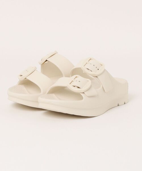 San-ai Resort 三愛水着楽園(サンアイリゾート サンアイミズギラクエン)の「W-BUCKLE2 【TELIC(テリック)】(サンダル・レディース・アイボリー/ブラック・X-LARGE/ML/SMALL/MEDIUM/LARGE)」の1枚目の写真