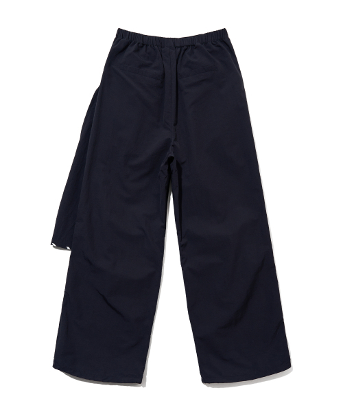 YOUHEE（ユヒ）の「PARACHUTE LAYERED PANTS_BLACK（その他パンツ・レディース・その他・FREE）」の3枚目の写真