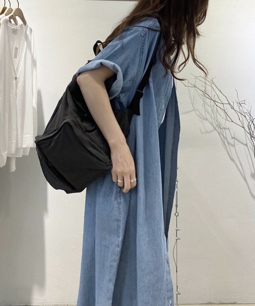 GLAMOROUS JANE(グラマラスジェーン)の「デニムロングシャツワンピース(ワンピース・レディース・ブルー・FREE)」の4枚目の写真