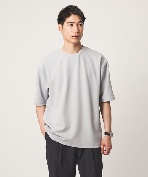 green label relaxing(グリーンレーベルリラクシング)の「アムンゼン ツイル クルーネック 半袖 Tシャツ カットソー -吸水速乾・UVカット・抗菌-(Tシャツ/カットソー・メンズ・ダークグレー/ライトグレー/ライトブルー・XL/S/M/L)」の2枚目の写真