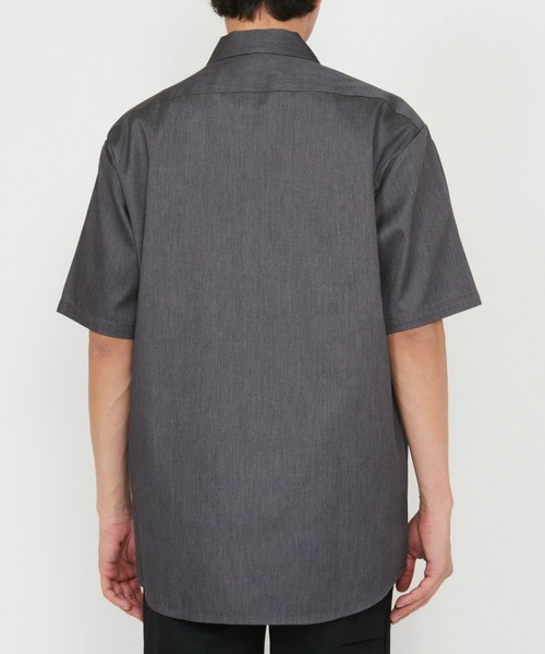 Dickies(ディッキーズ)の「Dickies/ディッキーズ ライト ワークシャツ 半袖 (Japan fit)(シャツ/ブラウス・メンズ・ヘザーグレー/ブラック/ライトベージュ/スカイブルー・LARGE/MEDIUM/X-LARGE)」の13枚目の写真