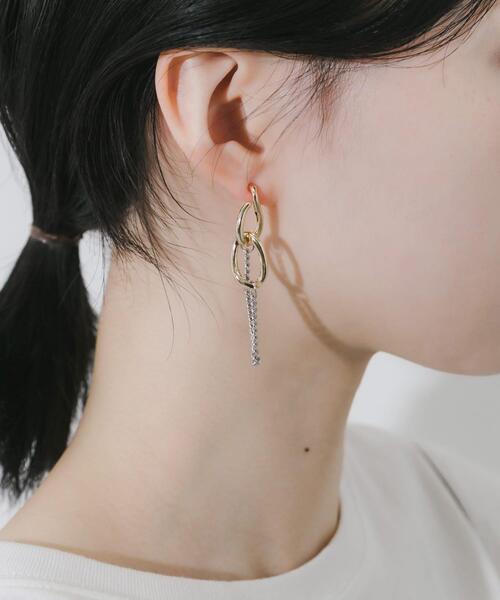 SMELLY(スメリー)の「メタルオーバルリンクチェーンピアス(ピアス(両耳用)・レディース・ゴールド系その他・-)」の6枚目の写真
