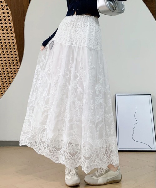 &soiree(アンドソワレ)の「総レースウエストゴムシアースカート(スカート・レディース・ホワイト・SMALL/MEDIUM/LARGE/X-LARGE)」の3枚目の写真