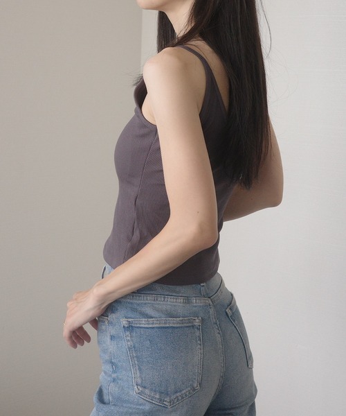 Mela(メラ)の「美ライン リブニット カップ付きタンクトップ(タンクトップ・レディース・ホワイト/ネイビー/グレー/ブラック・FREE)」の14枚目の写真