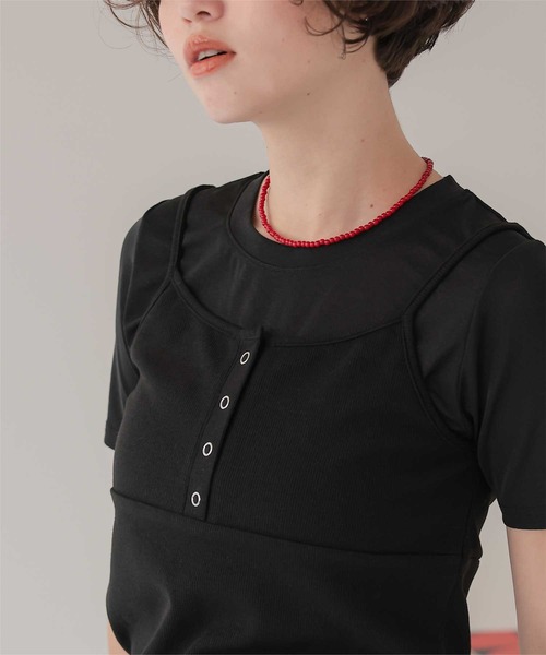 titivate(ティティベイト)の「キャミソールトップスドッキングTシャツ(Tシャツ/カットソー・レディース・ブラック/グレー/ベージュ・L/M)」の6枚目の写真