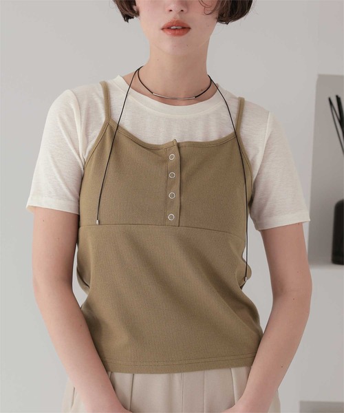 titivate(ティティベイト)の「キャミソールトップスドッキングTシャツ(Tシャツ/カットソー・レディース・ブラック/グレー/ベージュ・L/M)」の12枚目の写真
