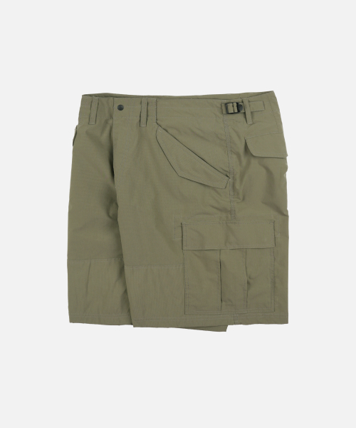 FRIZMWORKS(フリズムワークス)の「MICRO RIPSTOP ESSENTIAL CARGO SHORTS _ LIGHT OLIVE(その他パンツ・メンズ・その他・SMALL/MEDIUM/LARGE/X-LARGE)」の2枚目の写真