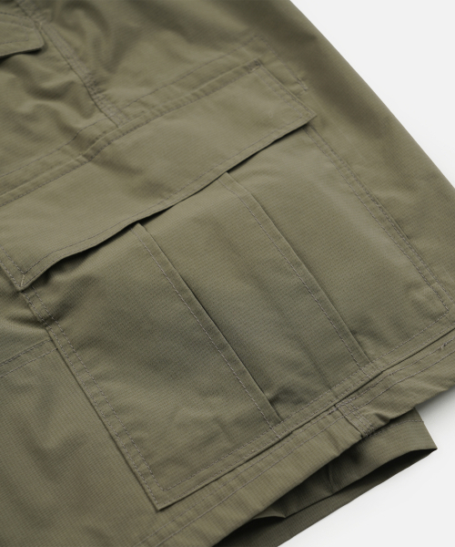 FRIZMWORKS(フリズムワークス)の「MICRO RIPSTOP ESSENTIAL CARGO SHORTS _ LIGHT OLIVE(その他パンツ・メンズ・その他・SMALL/MEDIUM/LARGE/X-LARGE)」の6枚目の写真