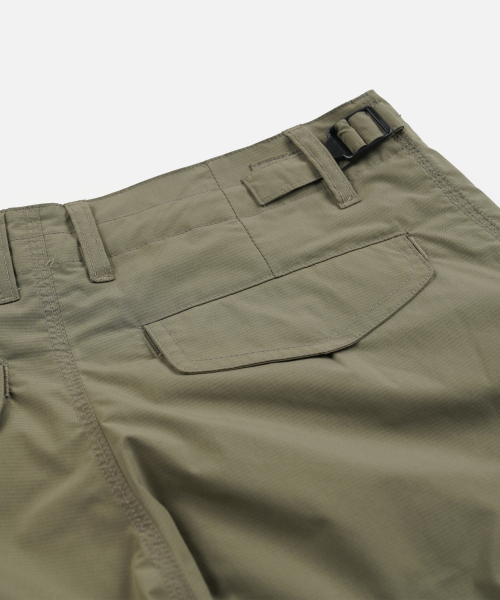 FRIZMWORKS(フリズムワークス)の「MICRO RIPSTOP ESSENTIAL CARGO SHORTS _ LIGHT OLIVE(その他パンツ・メンズ・その他・SMALL/MEDIUM/LARGE/X-LARGE)」の7枚目の写真