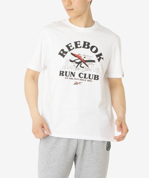 Reebok(リーボック)の「ランナー グラフィック Tシャツ / RUNNER GRAPHIC TEE(Tシャツ/カットソー・メンズ・グレイッシュベージュ/ホワイト/グリーン・SMALL/X-LARGE/LARGE)」の4枚目の写真