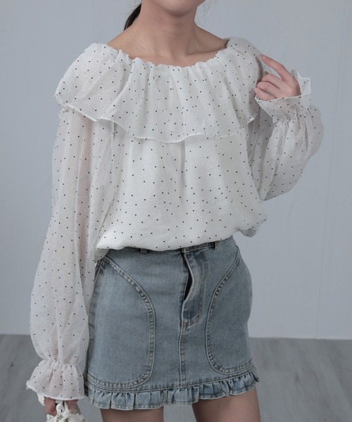nonomi(ノノミ)の「フリルオフショルダー ピンドット柄 シアーブラウス 長袖(シャツ/ブラウス・レディース・ブルー/ピンク/オレンジ系その他7・FREE)」の5枚目の写真