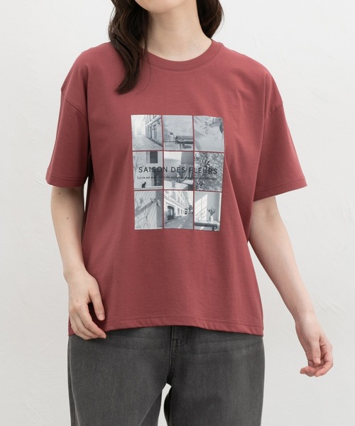 Honeys(ハニーズ)の「【ハニさら・接触冷感・UVカット・遮熱】フォトプリントTシャツ(Tシャツ/カットソー・レディース・オフホワイト/モカ/レッド/スミクロ/オレンジ・L/LL/M/S)」の4枚目の写真