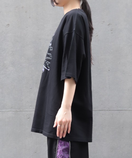 REZEN(リゼン)の「般若×煙管Tシャツ(Tシャツ/カットソー・メンズ・ローズ/ブルーパープル/レッドパープル・FREE)」の5枚目の写真
