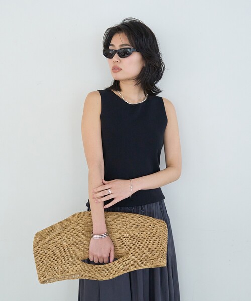 Rouge vif(ルージュヴィフ)の「総針編みノースリーブニット/サマーニット/夏服/オフィス(ニット/セーター・レディース・ダークブラウン/ベージュ/ブラック・フリー)」の9枚目の写真