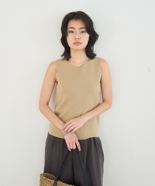 Rouge vif(ルージュヴィフ)の「総針編みノースリーブニット/サマーニット/夏服/オフィス(ニット/セーター・レディース・ダークブラウン/ベージュ/ブラック・フリー)」の13枚目の写真
