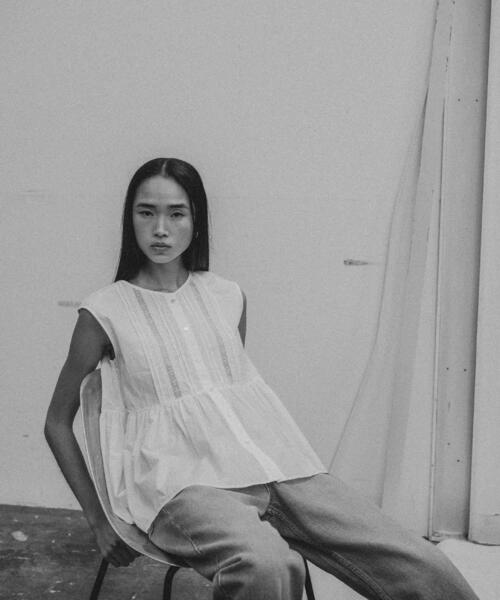 URBAN RESEARCH(アーバンリサーチ)の「Picchi Nia PRESSED WHITE(シャツ/ブラウス・レディース・ホワイト・FREE)」の1枚目の写真