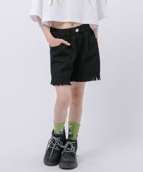 URBAN CHERRY(アーバンチェリー)の「フリンジショートパンツ(その他パンツ・キッズ・ホワイト/ブラック・110cm/120cm/130cm)」の2枚目の写真