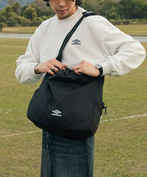 UMBRO（アンブロ）の「umbro/アンブロ 【EC別注】ショルダーバック（ショルダーバッグ・メンズ・ブラック・FREE）」の10枚目の写真