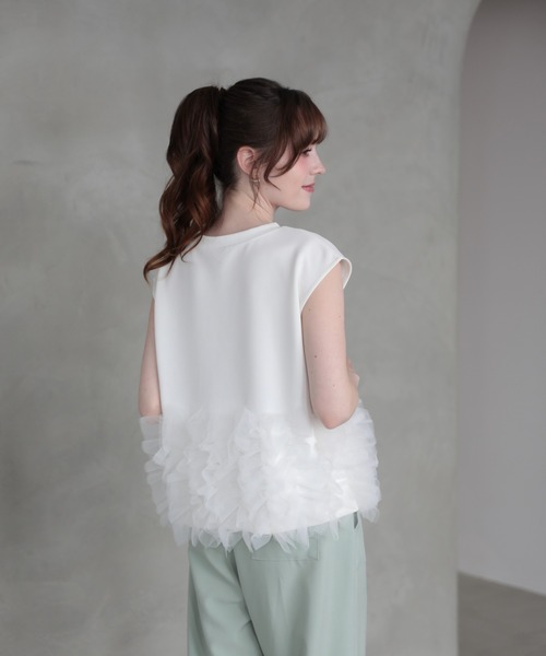 M y u(ミュー)の「裾FLOWERチュールTee (フレンチ袖)(Tシャツ/カットソー・レディース・PINK/BLACK/WHITE・ML)」の6枚目の写真