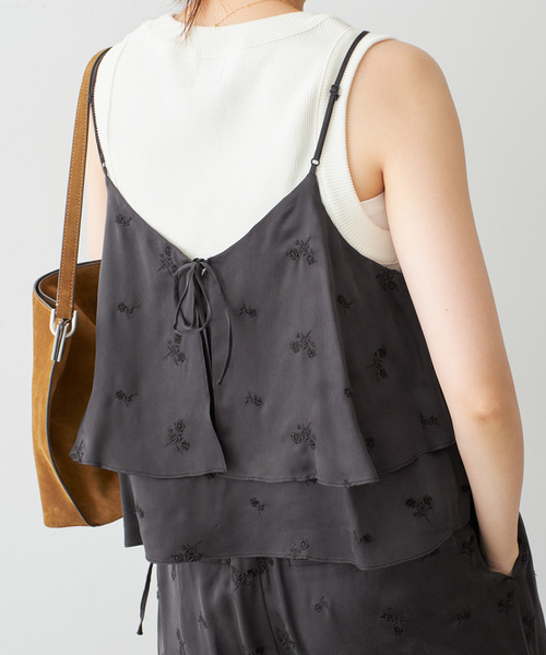 Spick & Span(スピックアンドスパン)の「《追加》TICCA / ティッカ フラワー2wayビスチェ(キャミソール・レディース・グレー・FREE)」の15枚目の写真