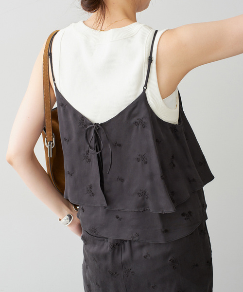 Spick & Span(スピックアンドスパン)の「《追加》TICCA / ティッカ フラワー2wayビスチェ(キャミソール・レディース・グレー・FREE)」の17枚目の写真