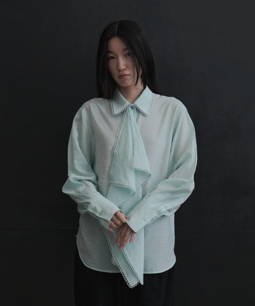 FEKETE(フェケテ)の「mulch-way scarf shirt / スカーフ付きマルチWAYシャツブラウス(シャツ/ブラウス・レディース・オフホワイト/サックスブルー/ミント・SMALL/LARGE/MEDIUM)」の22枚目の写真