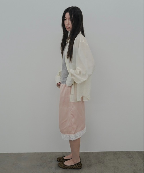 FEKETE(フェケテ)の「mulch-way scarf shirt / スカーフ付きマルチWAYシャツブラウス(シャツ/ブラウス・レディース・オフホワイト/サックスブルー/ミント・SMALL/LARGE/MEDIUM)」の8枚目の写真