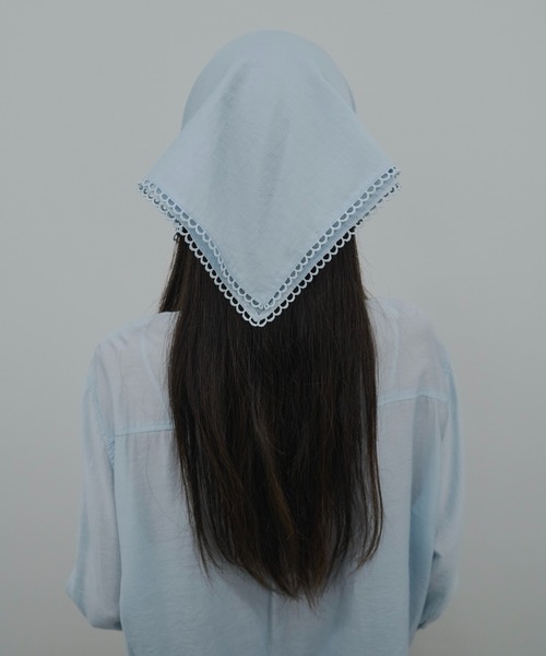 FEKETE(フェケテ)の「mulch-way scarf shirt / スカーフ付きマルチWAYシャツブラウス(シャツ/ブラウス・レディース・オフホワイト/サックスブルー/ミント・SMALL/LARGE/MEDIUM)」の4枚目の写真