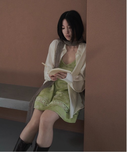 FEKETE(フェケテ)の「mulch-way scarf shirt / スカーフ付きマルチWAYシャツブラウス(シャツ/ブラウス・レディース・オフホワイト/サックスブルー/ミント・SMALL/LARGE/MEDIUM)」の13枚目の写真