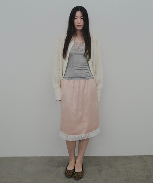 FEKETE(フェケテ)の「mulch-way scarf shirt / スカーフ付きマルチWAYシャツブラウス(シャツ/ブラウス・レディース・オフホワイト/サックスブルー/ミント・SMALL/LARGE/MEDIUM)」の18枚目の写真