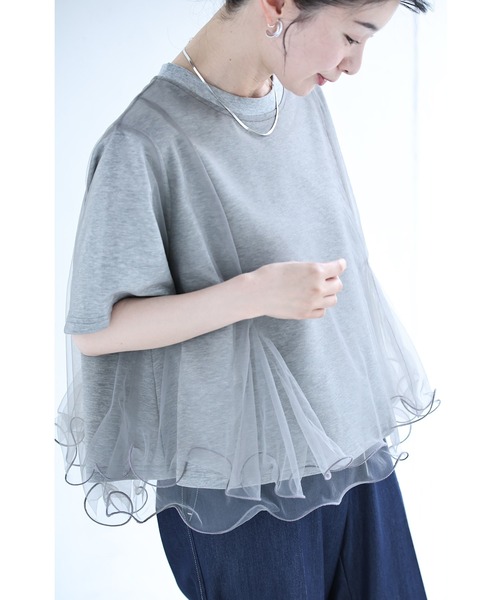 cawaii（カワイイ）の「波うつ2重チュールのベールTシャツトップス（Tシャツ/カットソー・レディース・グレー/アイボリー・FREE）」の11枚目の写真